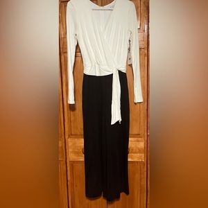 Bailey/44 -Elegant White and Black  Long Sleeve Jumpsuit(NWTs )